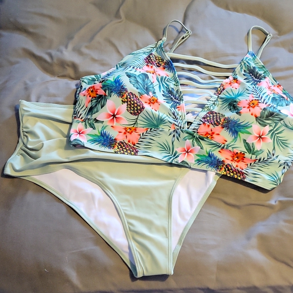 New 2 pc swimsuit 3xl